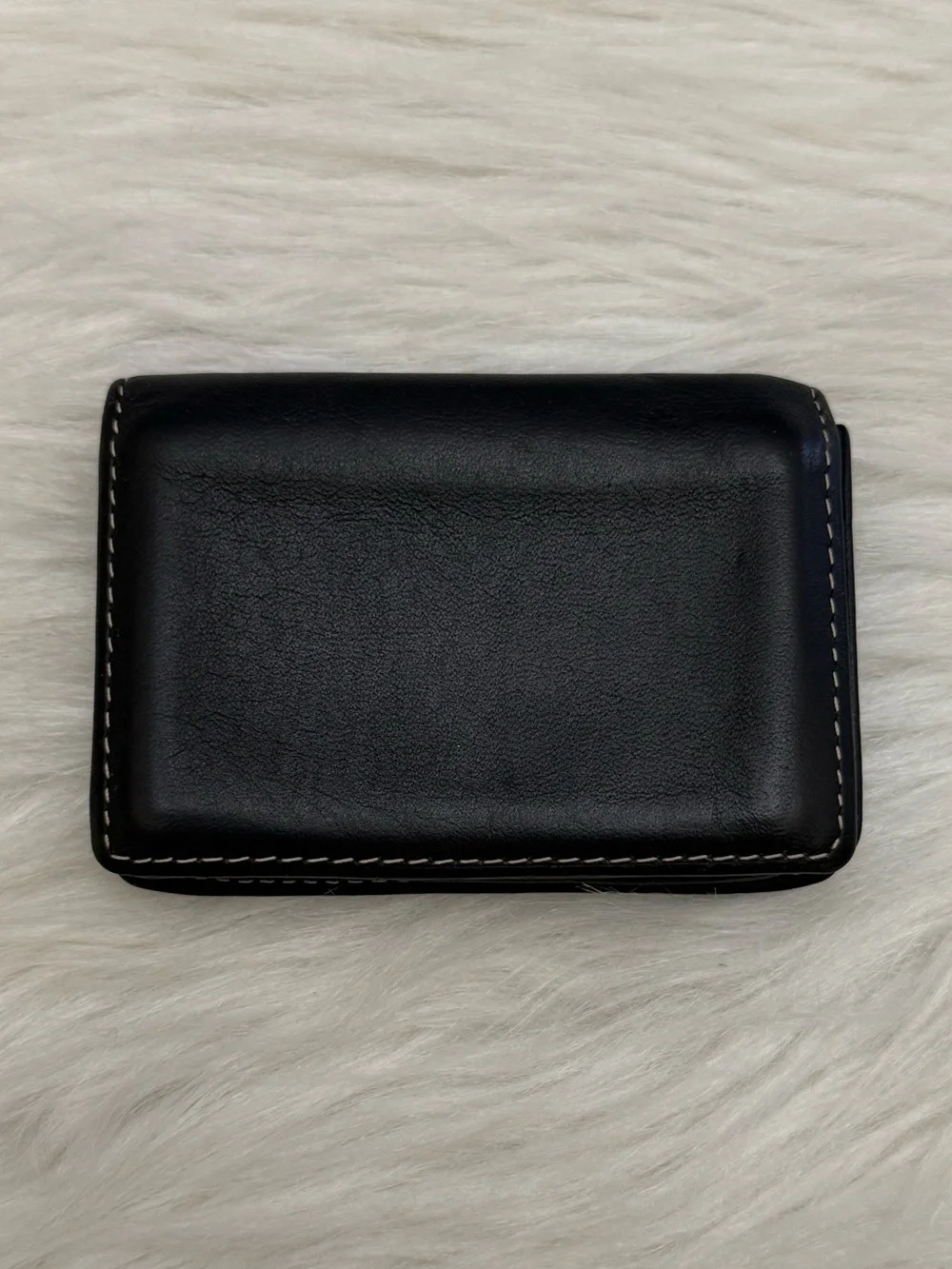 PERRY ELLIS -  BLACK GENUINE LEATHER PORTFOLIO CARDHOLDER WALLET